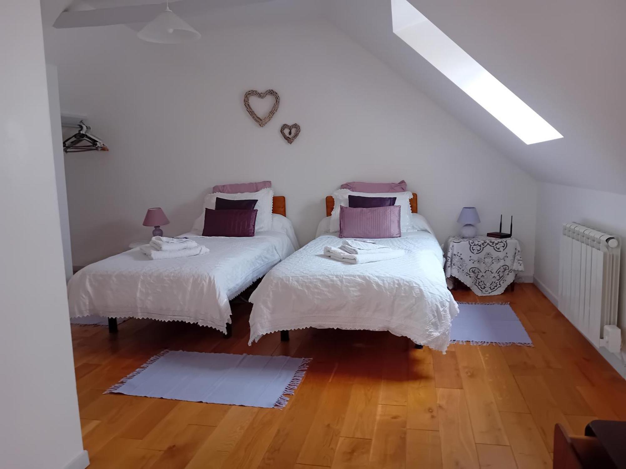 Captivating 2-Bed House With Log Burner In Kérien Buitenkant foto
